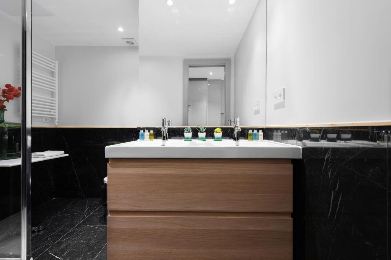 2 Bedrooms 1 Bathroom Furnished - Justicia - Executive Style - Mintystay Madrid Ngoại thất bức ảnh