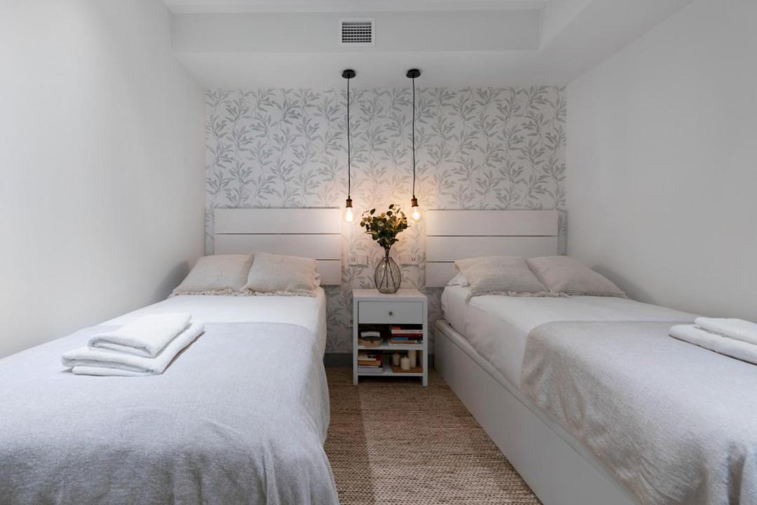 2 Bedrooms 1 Bathroom Furnished - Justicia - Executive Style - Mintystay Madrid Ngoại thất bức ảnh