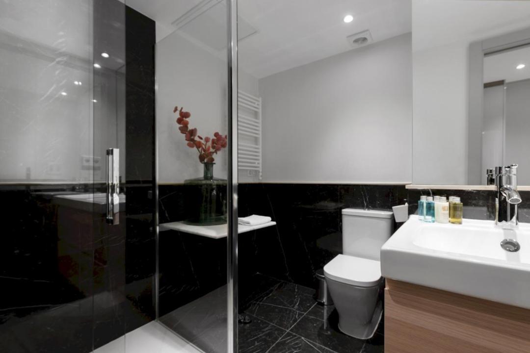 2 Bedrooms 1 Bathroom Furnished - Justicia - Executive Style - Mintystay Madrid Ngoại thất bức ảnh